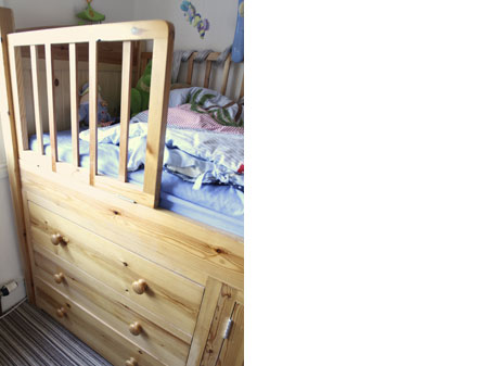 Kids' furniture